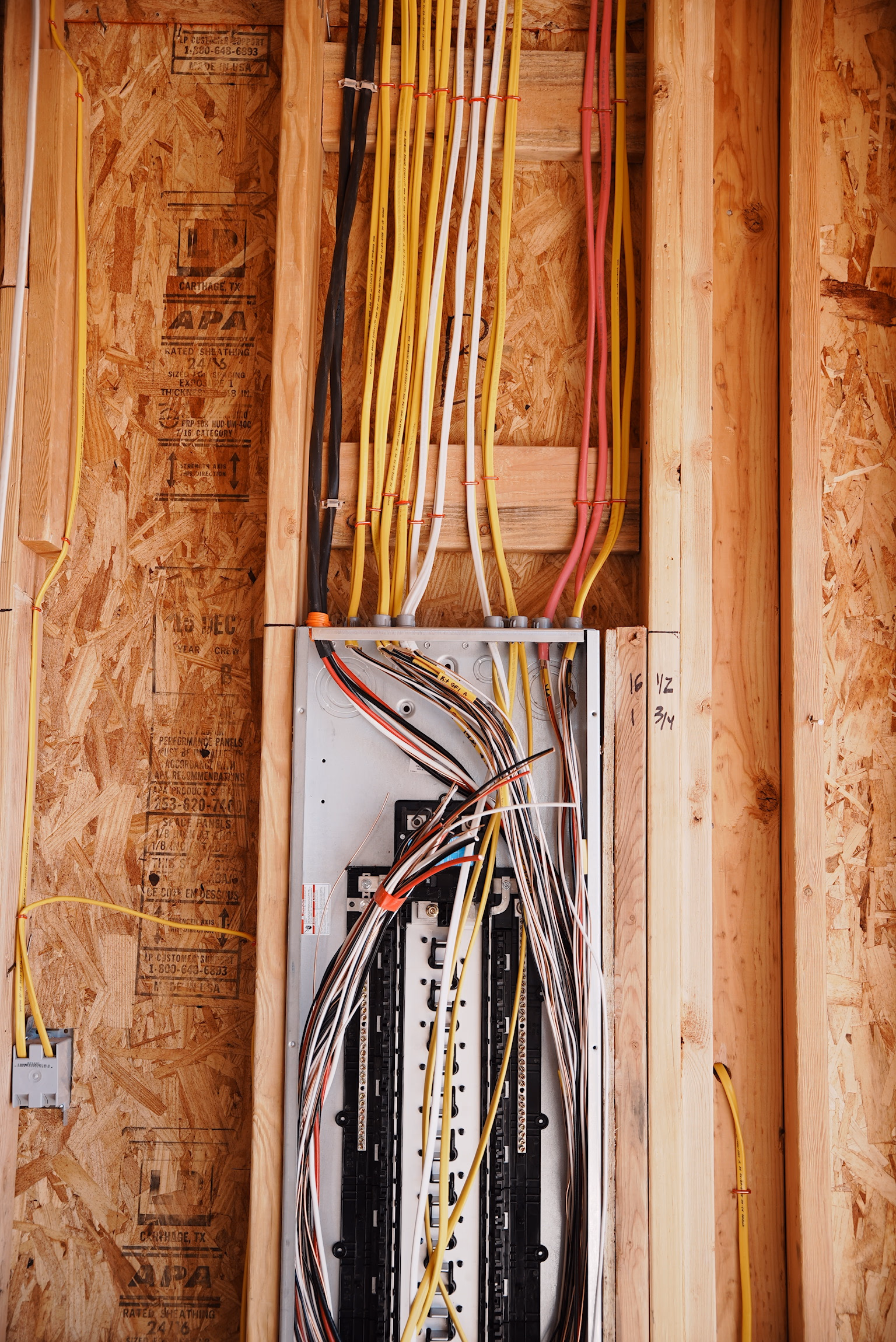 Blackstone Electrical crew member at work on a Phoenix Valley jobsite